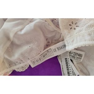 Forever 21 Intimates & Sleepwear - White Lace Bralette Forever 21 Intimates & Sleepwear - White Lace Bralette